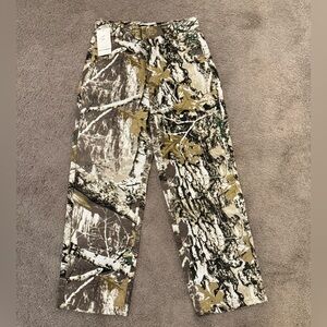 Cargo, baggy pants. Carhartt Brand new!